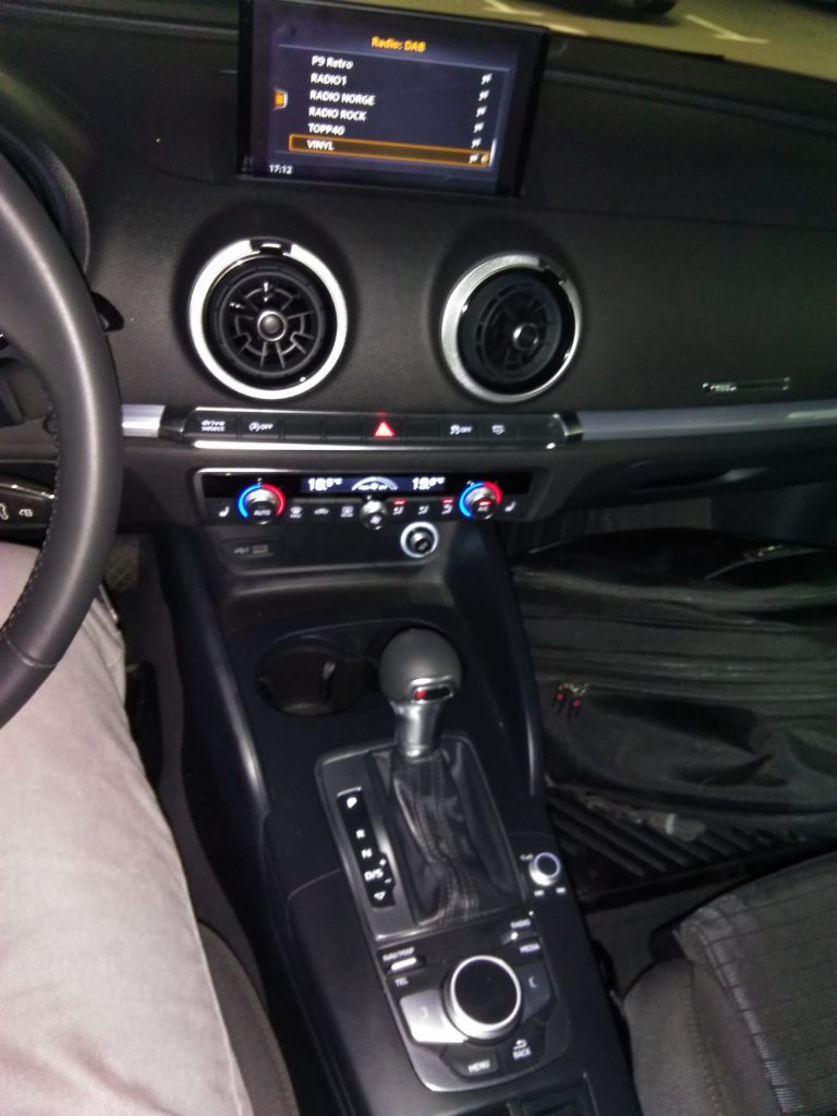 Audi A3 center console
